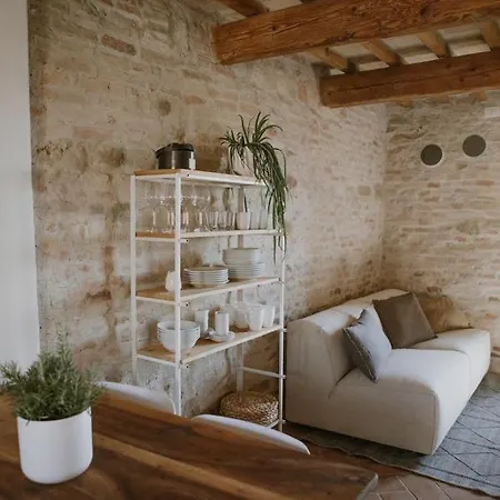Borgo بيت للعطل Loretello