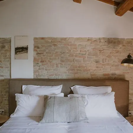 بيت للعطل Borgo Loretello