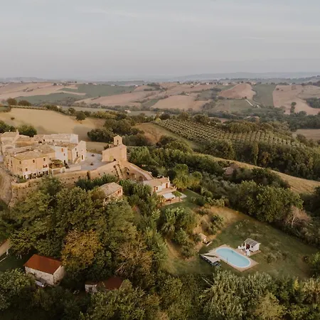 Borgo *