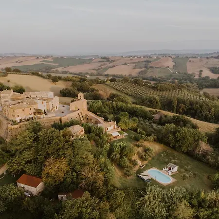 Borgo *