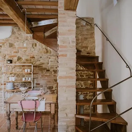 Borgo *