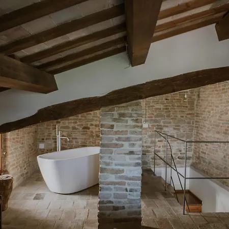 بيت للعطل Borgo Loretello
